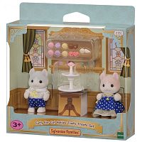 Sylvanian families Набор вкусных угощений для котят-кёрл					